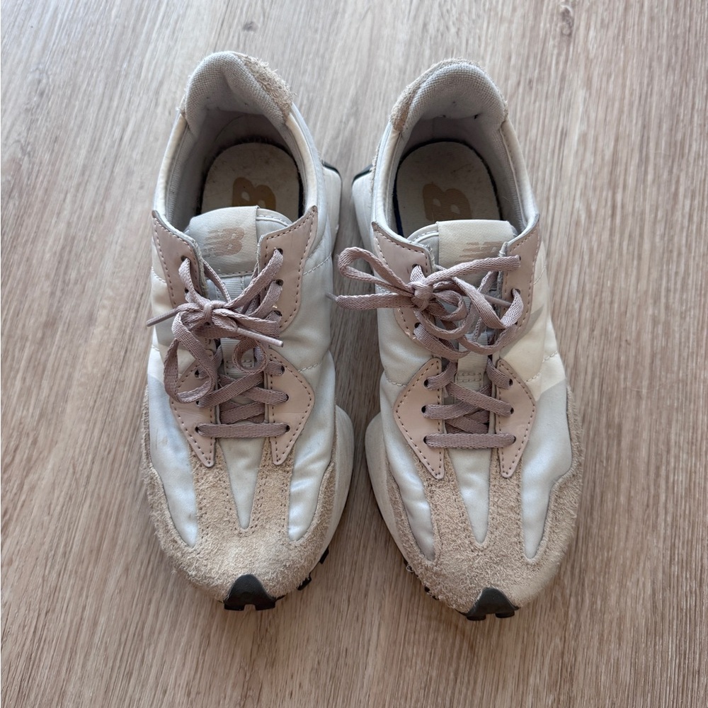 New Balance 327